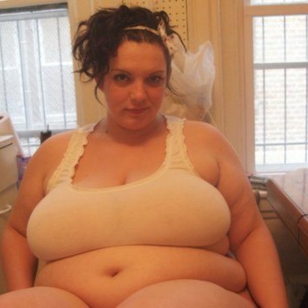 Plan cam avec femme obèse
 Grand Soussans